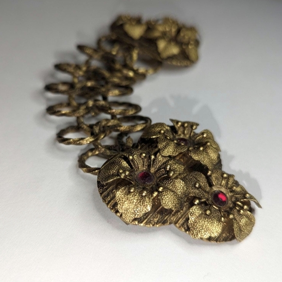 Paris Fashion Accessories - Vintage "Paris Fashion" Brand Golden Tone Red Rhinestone Center Grouped Flowers